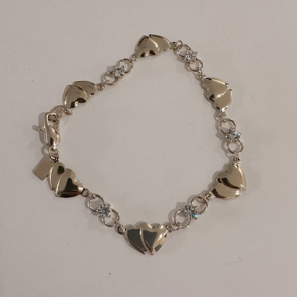 VINTAGE HEART LINK BRACELET- NEVER WORN